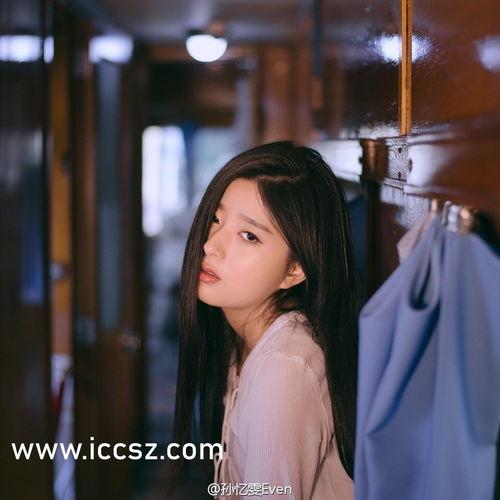 国产 小视频 丝,丝滑视觉盛宴，引领潮流风尚